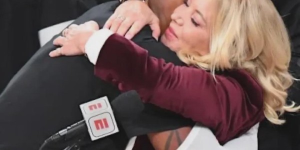 九游体育-害！巴斯家族内斗，詹姆斯无辜躺枪