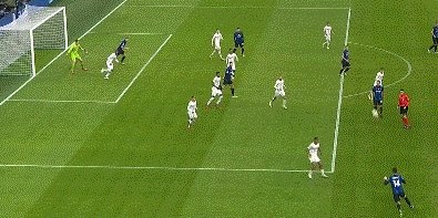 九游体育-【欧冠】哲科梅开二度 国际米兰2球无效2比0胜出线