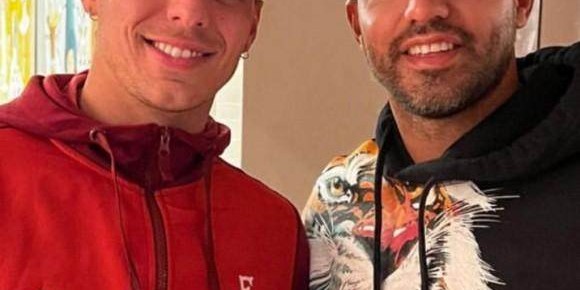 九游体育下载-极短时间生产2万件苏牙球衣 这事只中国人能办到！